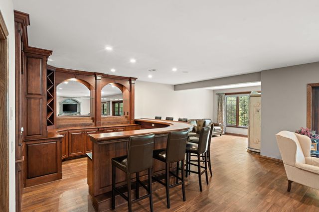 770 Quinlan Court, Crown Point, IN 46307