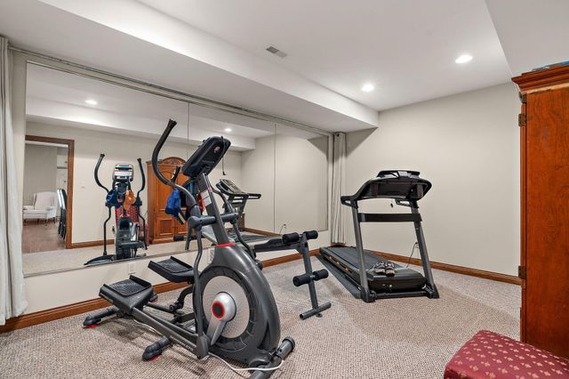 770 Quinlan Court, Crown Point, IN 46307