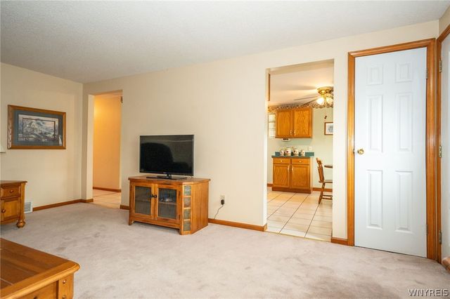 22 Guenther Avenue, Tonawanda, NY 14150