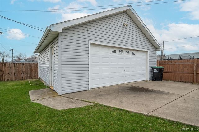 22 Guenther Avenue, Tonawanda, NY 14150