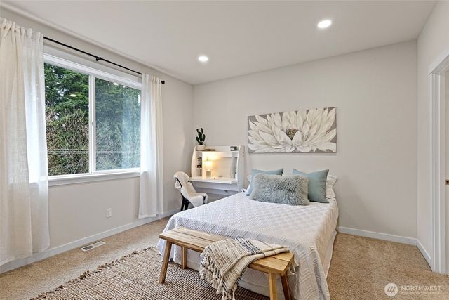 34015 SE Vaughan Street, Snoqualmie, WA 98065