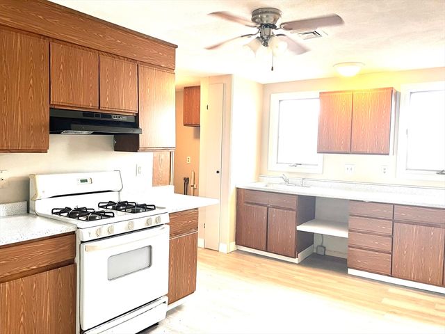 49 North Federal St 3, Lynn, MA 01905