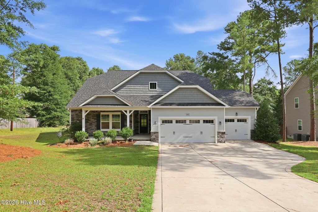 409 Mountain Run Road, West End, NC 27376