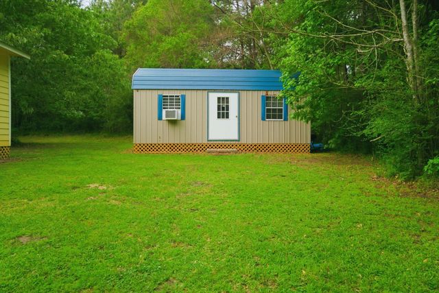 1775 Us Highway 190 E, Livingston, TX 77351