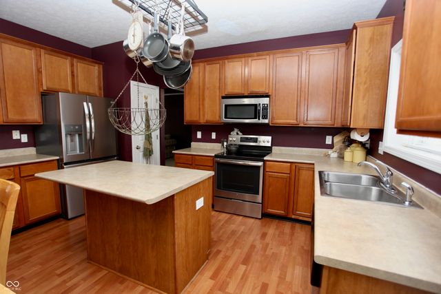 8209 Northpoint Drive, Brownsburg, IN 46112