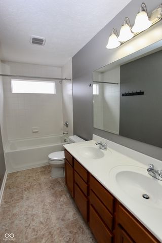 8209 Northpoint Drive, Brownsburg, IN 46112