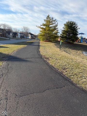 8209 Northpoint Drive, Brownsburg, IN 46112