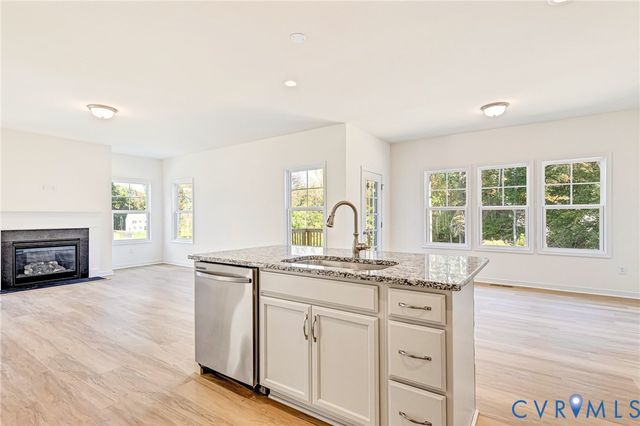 11130 Somerset Bluff Ct, Glen Allen, VA 23059