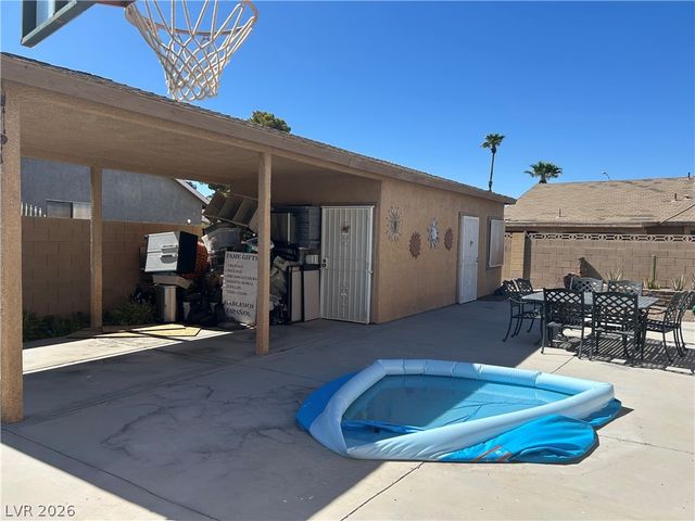 5820 La Jolla Way, Las Vegas, NV 89108