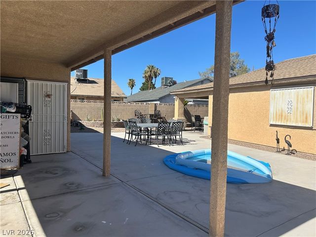 5820 La Jolla Way, Las Vegas, NV 89108