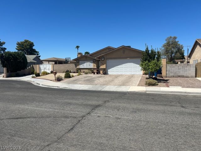 5820 La Jolla Way, Las Vegas, NV 89108