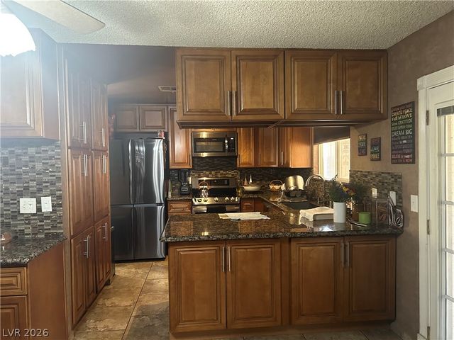 5820 La Jolla Way, Las Vegas, NV 89108