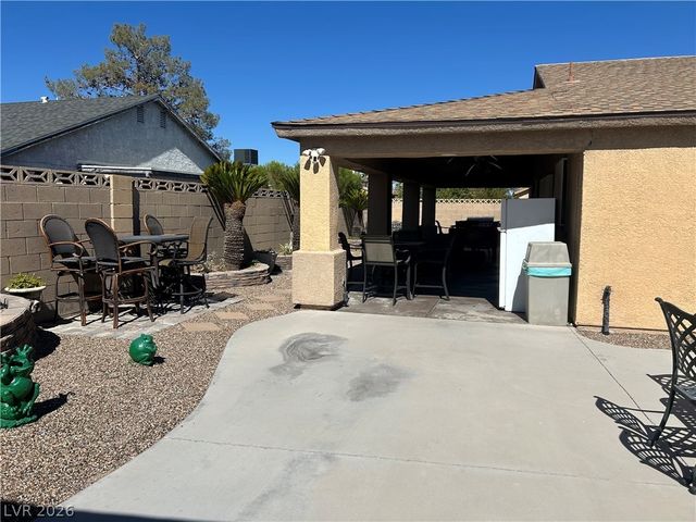 5820 La Jolla Way, Las Vegas, NV 89108