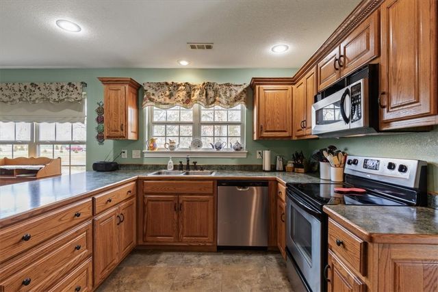 12509 Tucks Chapel Road, Rogers, AR 72756