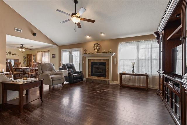 12509 Tucks Chapel Road, Rogers, AR 72756