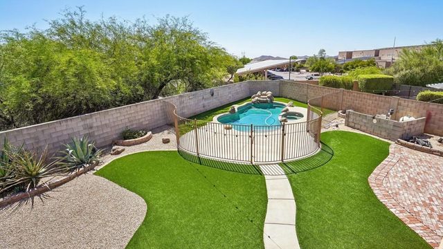 4401 E Chaparosa Way, Cave Creek, AZ 85331