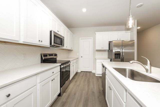 344 Emerald Boulevard, Lebanon, TN 37087