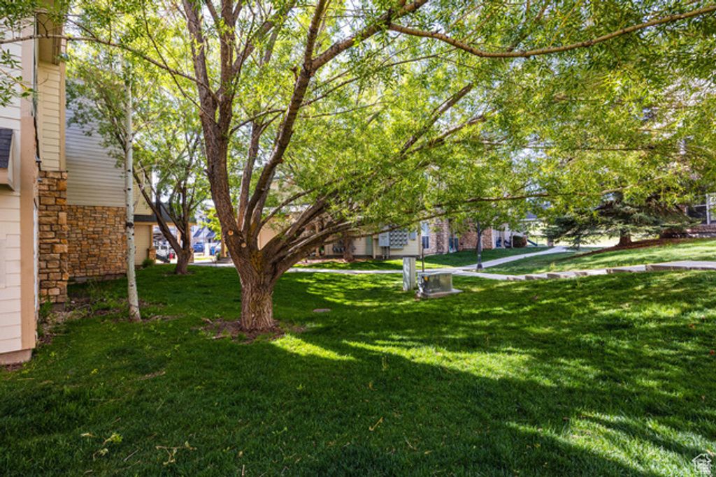 Image 23 of property listing at 900 BITNER RD #M 17, Park City, UT 84098