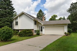 7240 Timber Lane N, Maple Grove, MN 55369