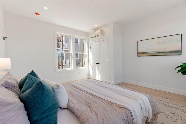 658 Mystic Ave A, Somerville, MA 02145