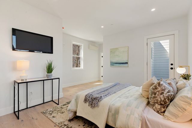 658 Mystic Ave A, Somerville, MA 02145