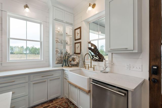 500 Epley Rd., Sumrall, MS 39482