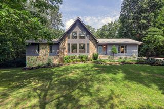 128 W Hills Court, Harriman, TN 37748