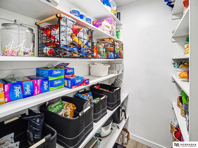 4301 S 54th Street, Lincoln, NE 68506