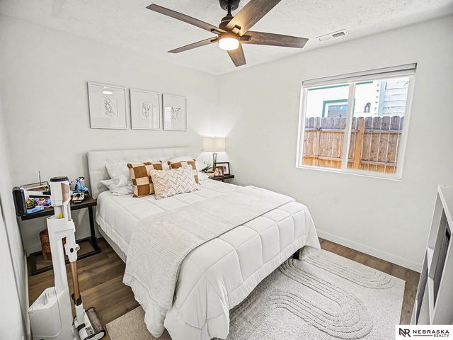 4301 S 54th Street, Lincoln, NE 68506