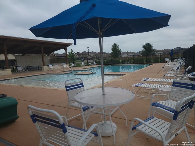 8915 PEMBRIDGE WAY, Converse, TX 78109