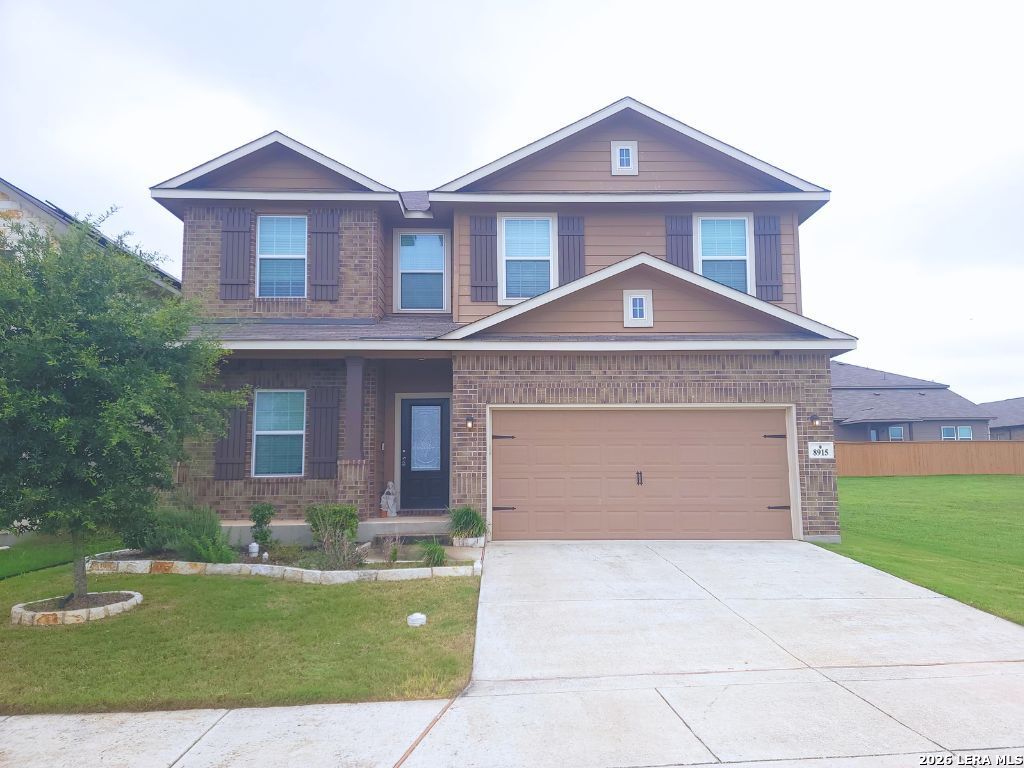 8915 PEMBRIDGE WAY, Converse, TX 78109