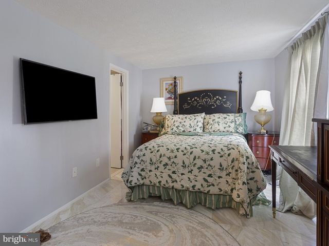 11213 WESTPORT DR, Bowie, MD 20720