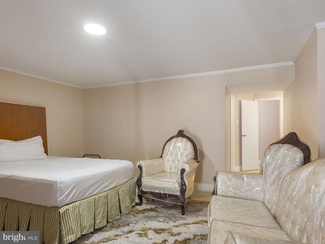 11213 WESTPORT DR, Bowie, MD 20720