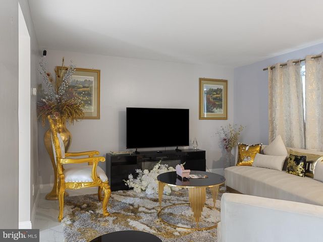 11213 WESTPORT DR, Bowie, MD 20720