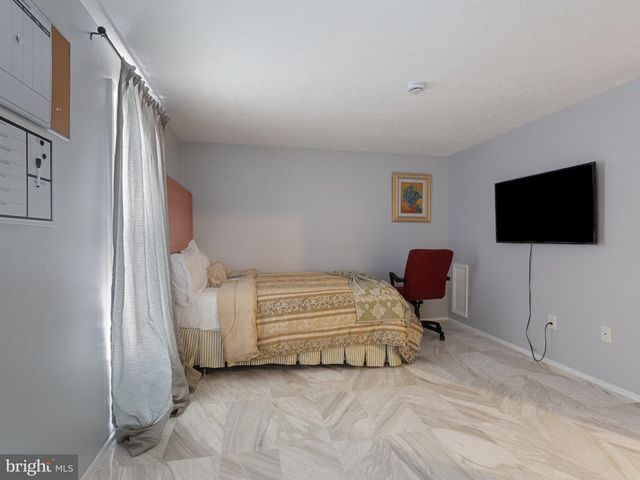 11213 WESTPORT DR, Bowie, MD 20720