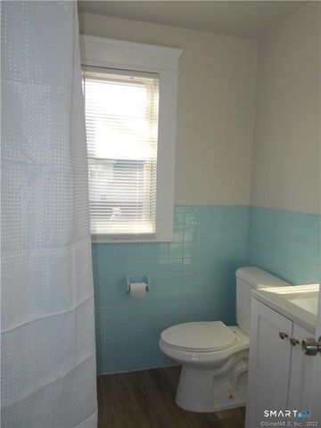53 Anthony Street 3rd Fl, New Haven, CT 06515
