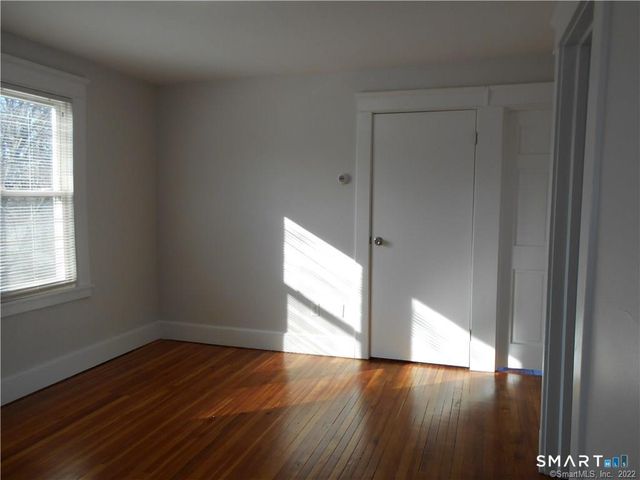 53 Anthony Street 3rd Fl, New Haven, CT 06515