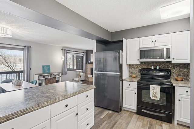 14326 Fairway Drive, Eden Prairie, MN 55344