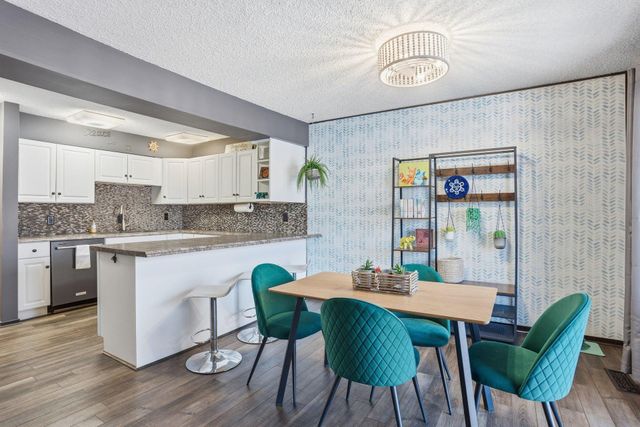 14326 Fairway Drive, Eden Prairie, MN 55344