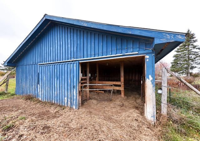 456 Canaan Road, Ellenburg Depot, NY 12935