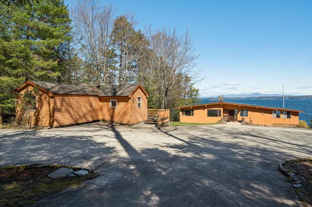 240 Black Point Road, Alton, NH 03810