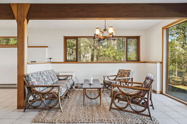 240 Black Point Road, Alton, NH 03810