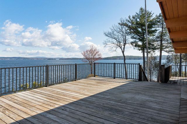 240 Black Point Road, Alton, NH 03810