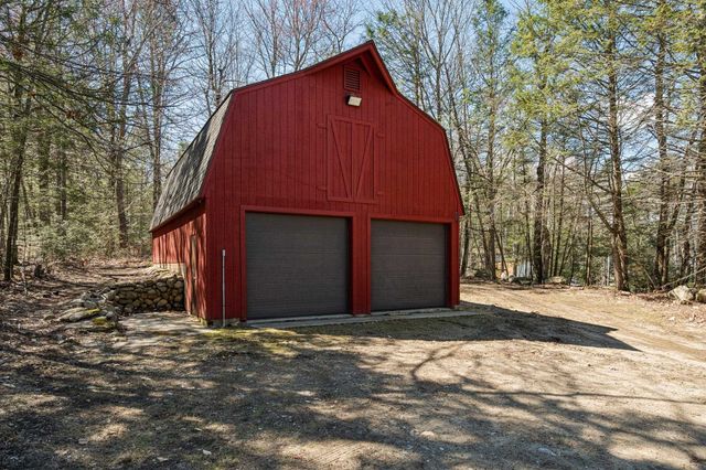 240 Black Point Road, Alton, NH 03810
