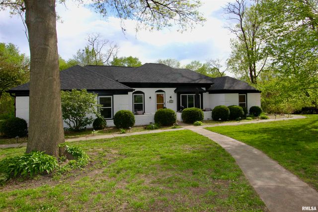 609 N SWORDS Avenue, West Peoria, IL 61604