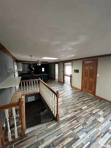 609 N SWORDS Avenue, West Peoria, IL 61604