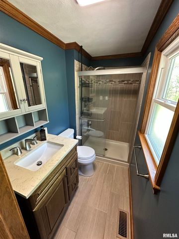 609 N SWORDS Avenue, West Peoria, IL 61604