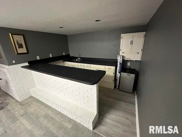 609 N SWORDS Avenue, West Peoria, IL 61604