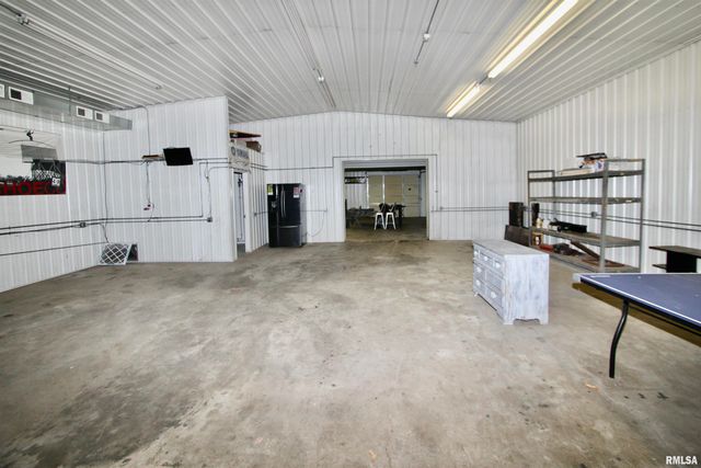 609 N SWORDS Avenue, West Peoria, IL 61604