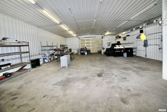 609 N SWORDS Avenue, West Peoria, IL 61604
